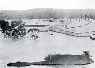 Geelong College Boat Shed Barwon Flood, 1909 (Pegasus)
